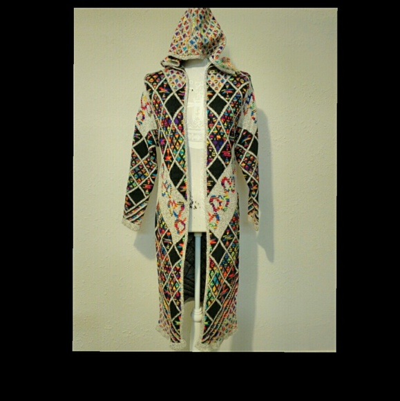 NWT Aztec Tribal BOHO Hooded Cardigan Sweater - Picture 4 of 5